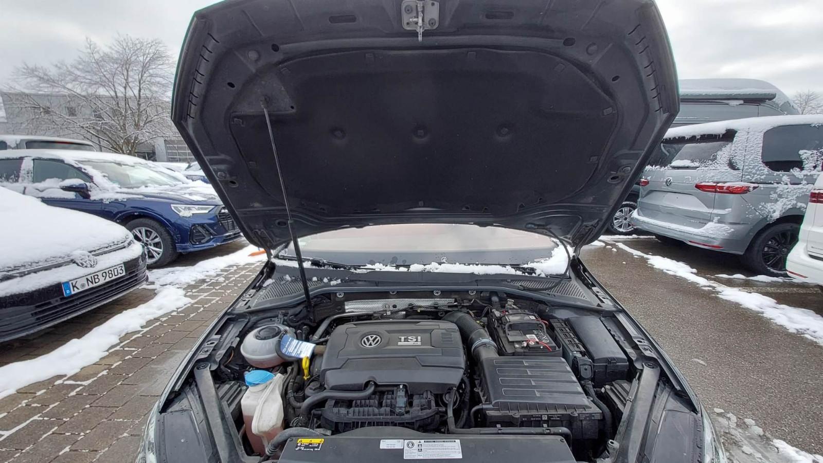 Volkswagen Golf VII Lim. R BMT/Start-Stopp 4Motion