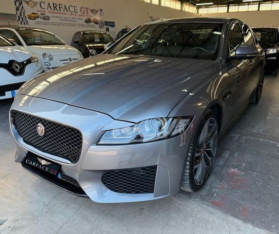 Jaguar XF 2.0 D 179 CV AUT. Chequered Flag - 202