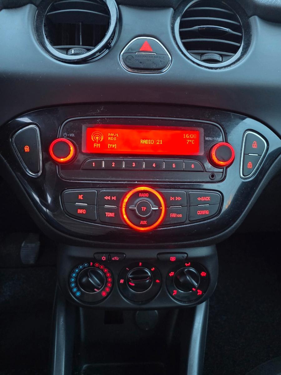 Opel Adam 1.2**Klima**Scheckheftgepflegt**Tüv Neu**