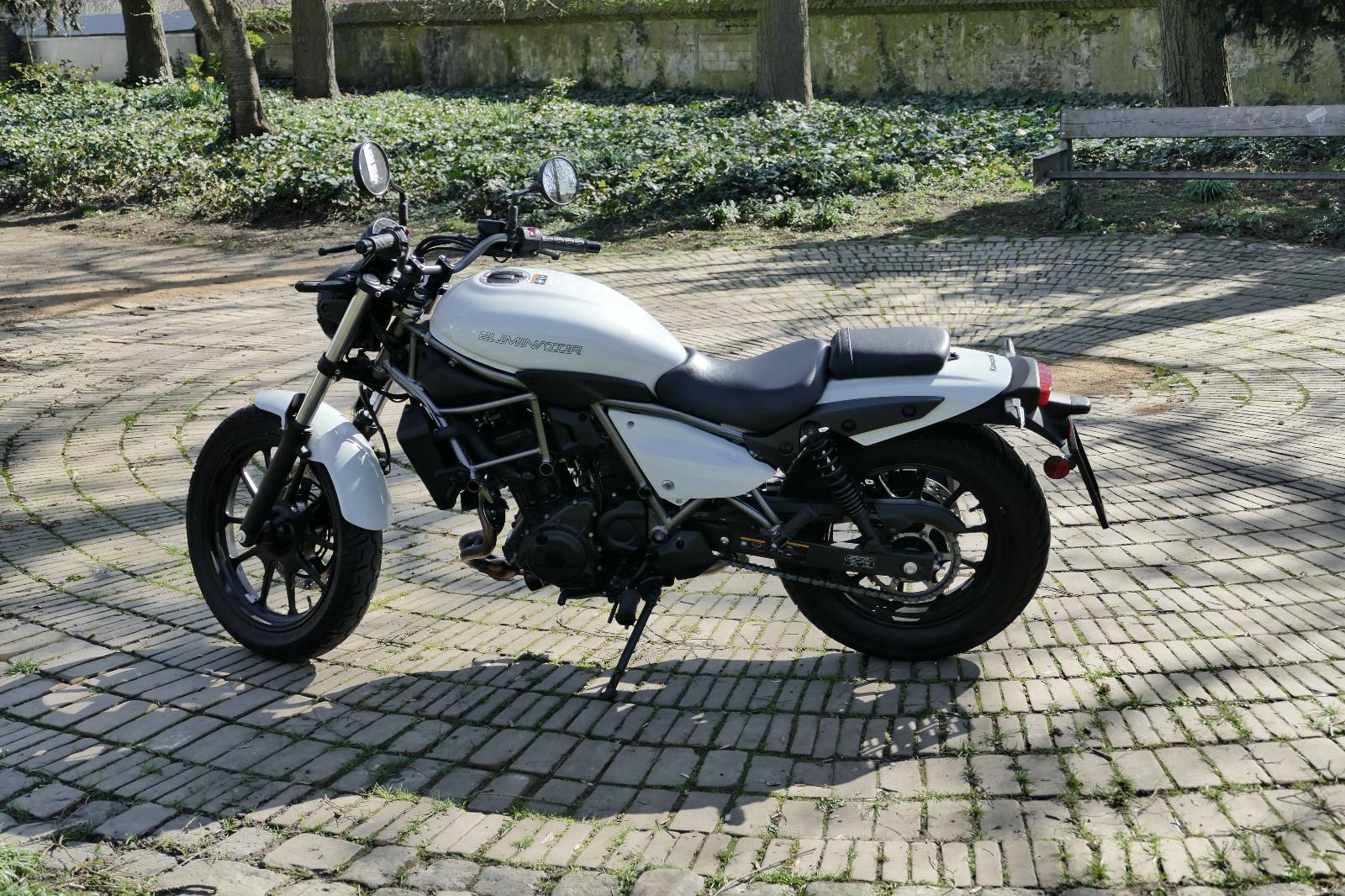 Kawasaki Eliminator 500