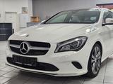 Mercedes-Benz CLA 250 CLA -Klasse Shooting Brake CLA 250 - Mercedes-Benz CLA 250 mit Benzin-Antrieb: Automatik