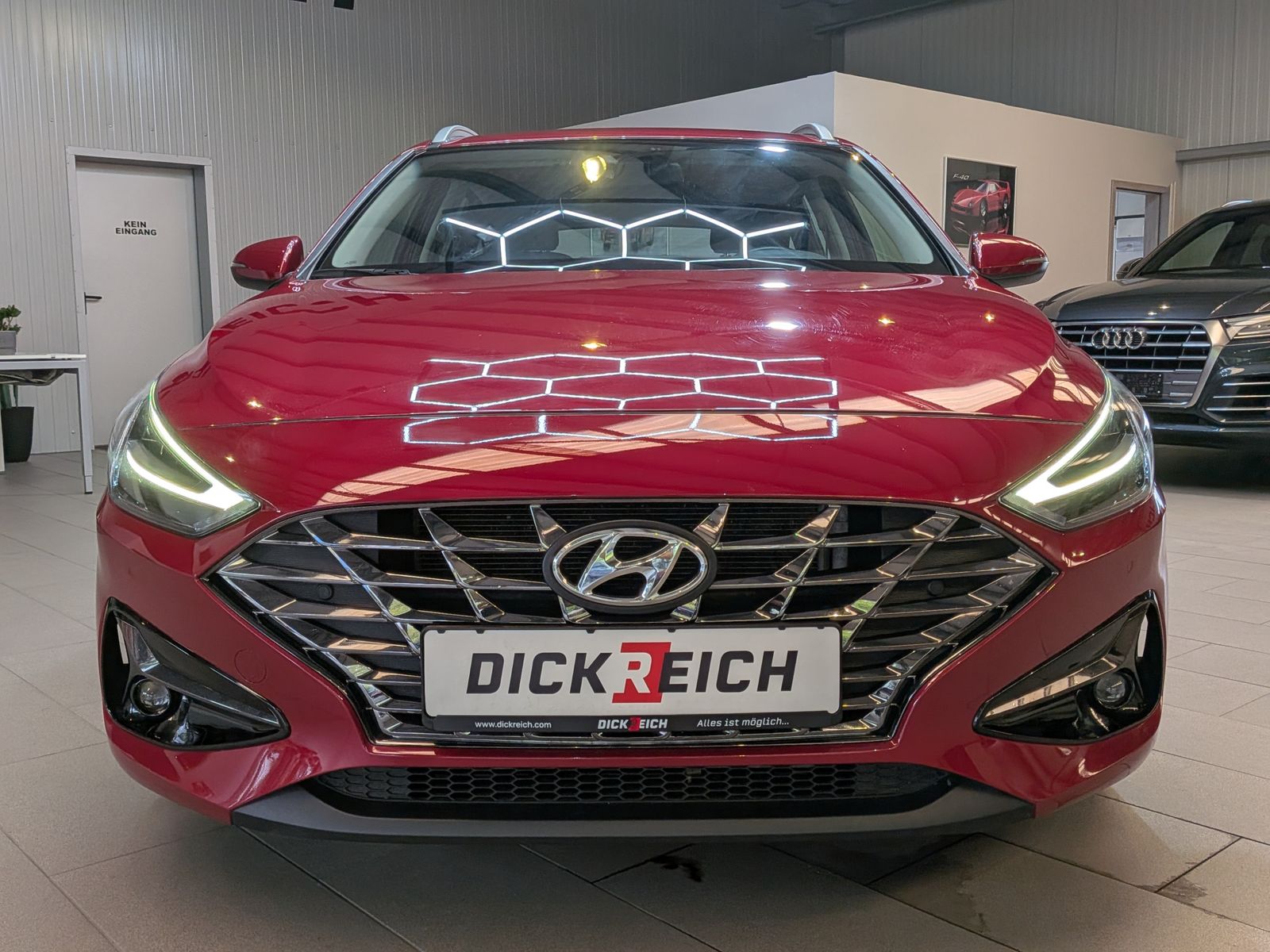 Fahrzeugabbildung Hyundai i30 1.5 T-GDI DCT Trend MHEV Cam Navi LED-Paket
