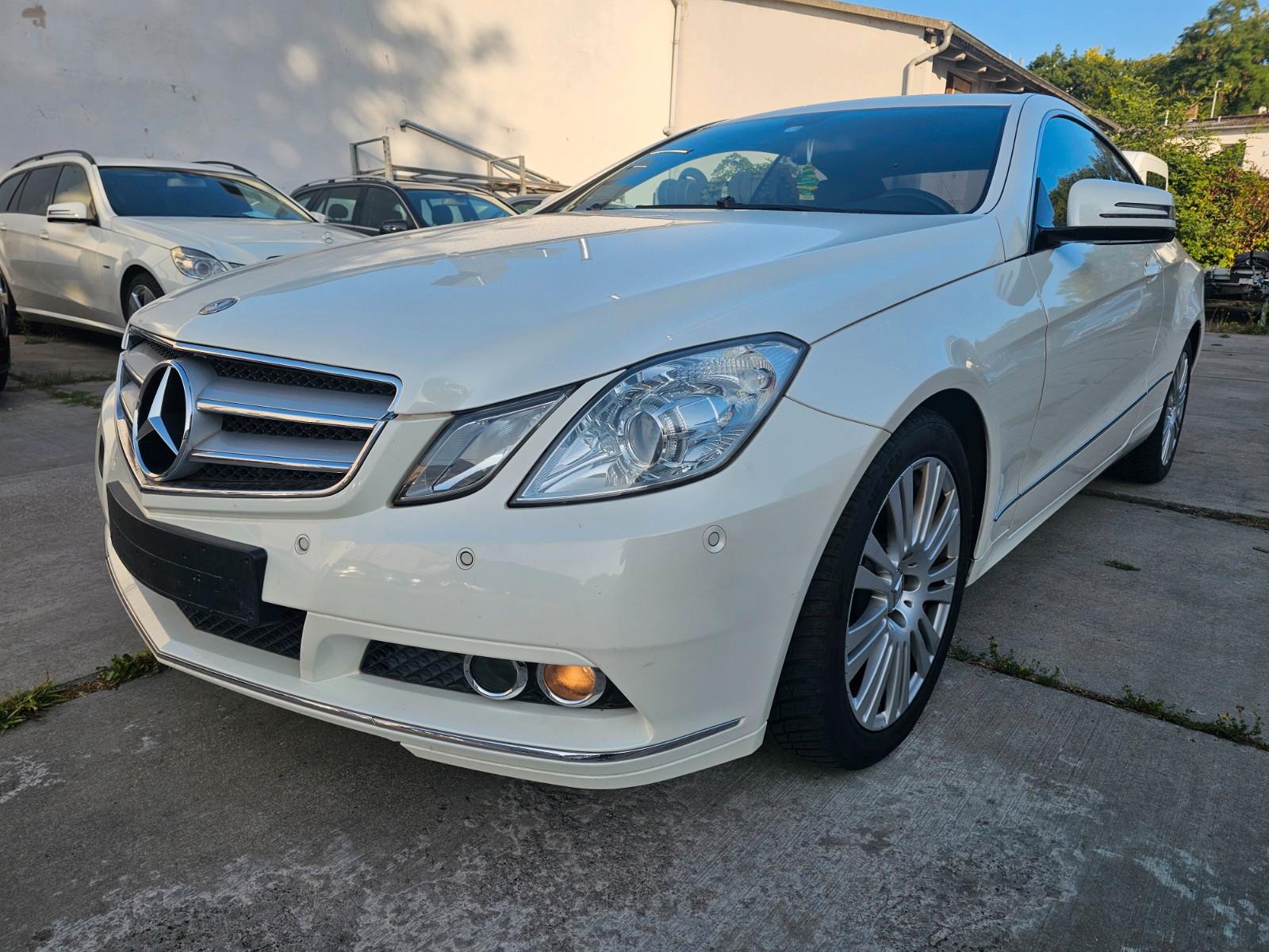 Mercedes-Benz E 200