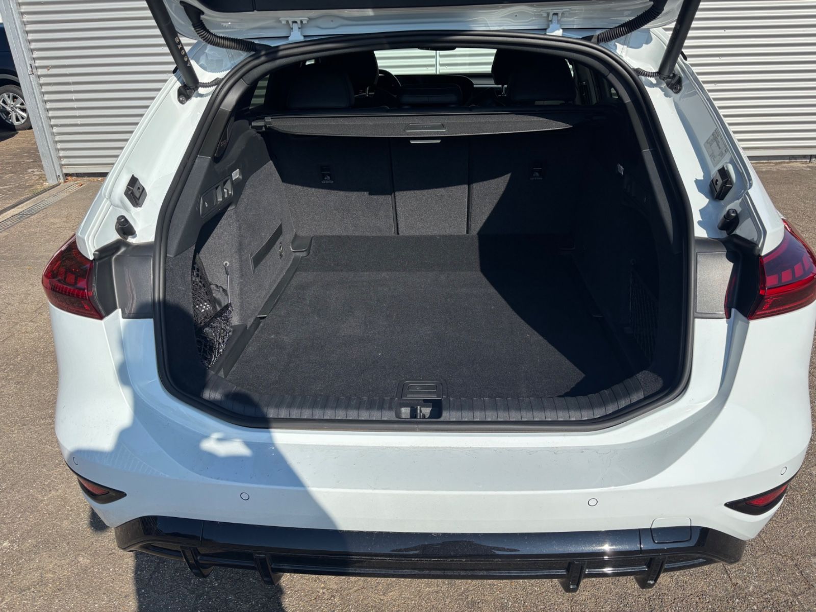 Fahrzeugabbildung Audi A6 e-tron Avant performance 270 kW