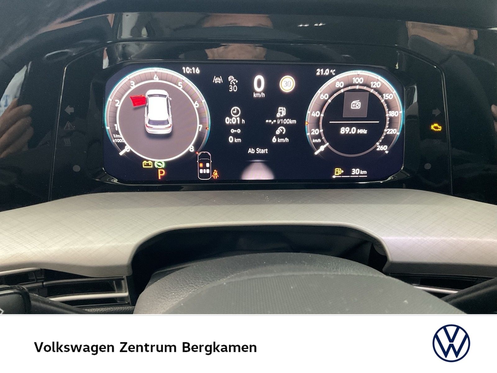 Volkswagen Golf VIII 1.5 eTSI LIFE CAM ACC CARPLAY SITZHEIZ foto 12