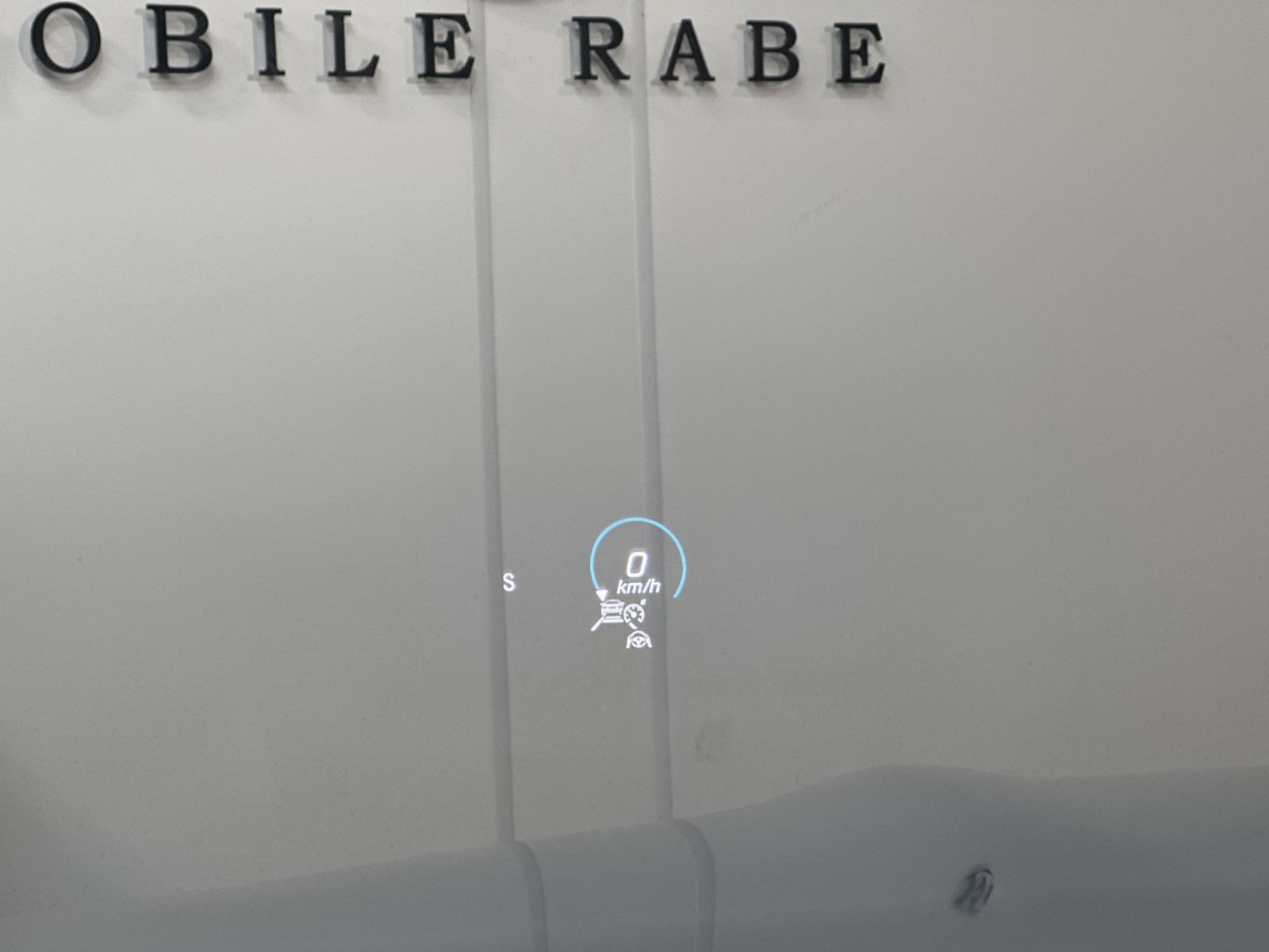 Fahrzeugabbildung Mercedes-Benz E 300d 4M T AMG-Line NAV+LED+360°+HUD+AHK+VC+ACC