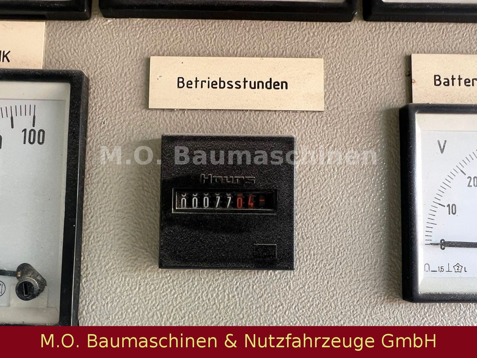 Fahrzeugabbildung Andere Stromaggregat 1000 KVA MTU / 8 Zylinder /
