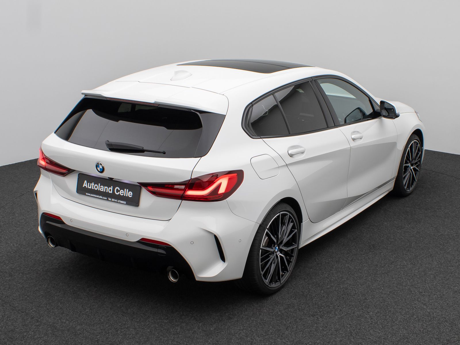 Fahrzeugabbildung BMW 120i M Sport Panoram Kamera DAB HiFi Komfort 19"