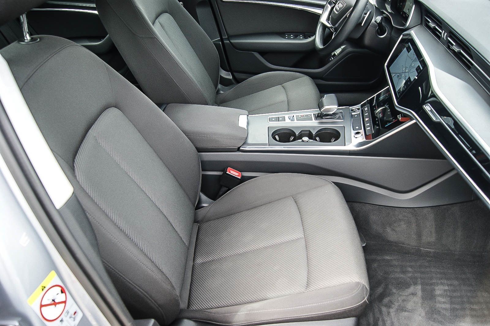 Fahrzeugabbildung Audi A6 Avant 35 TDI S-tronic NAVIGATION VIRTUAL LED