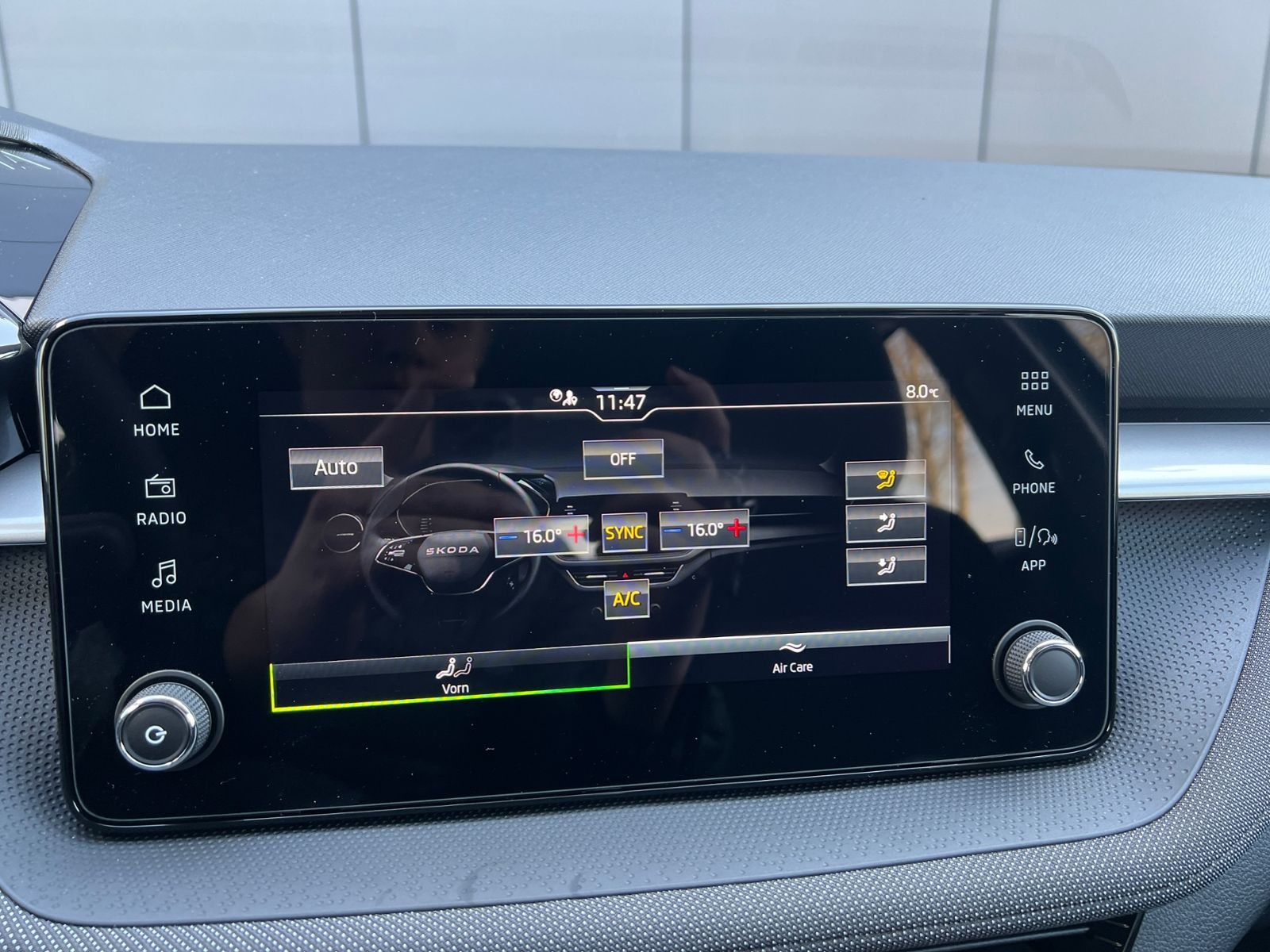 Fahrzeugabbildung SKODA Fabia Selection 1.0 TSI DSG *Garantie, WinterPlu