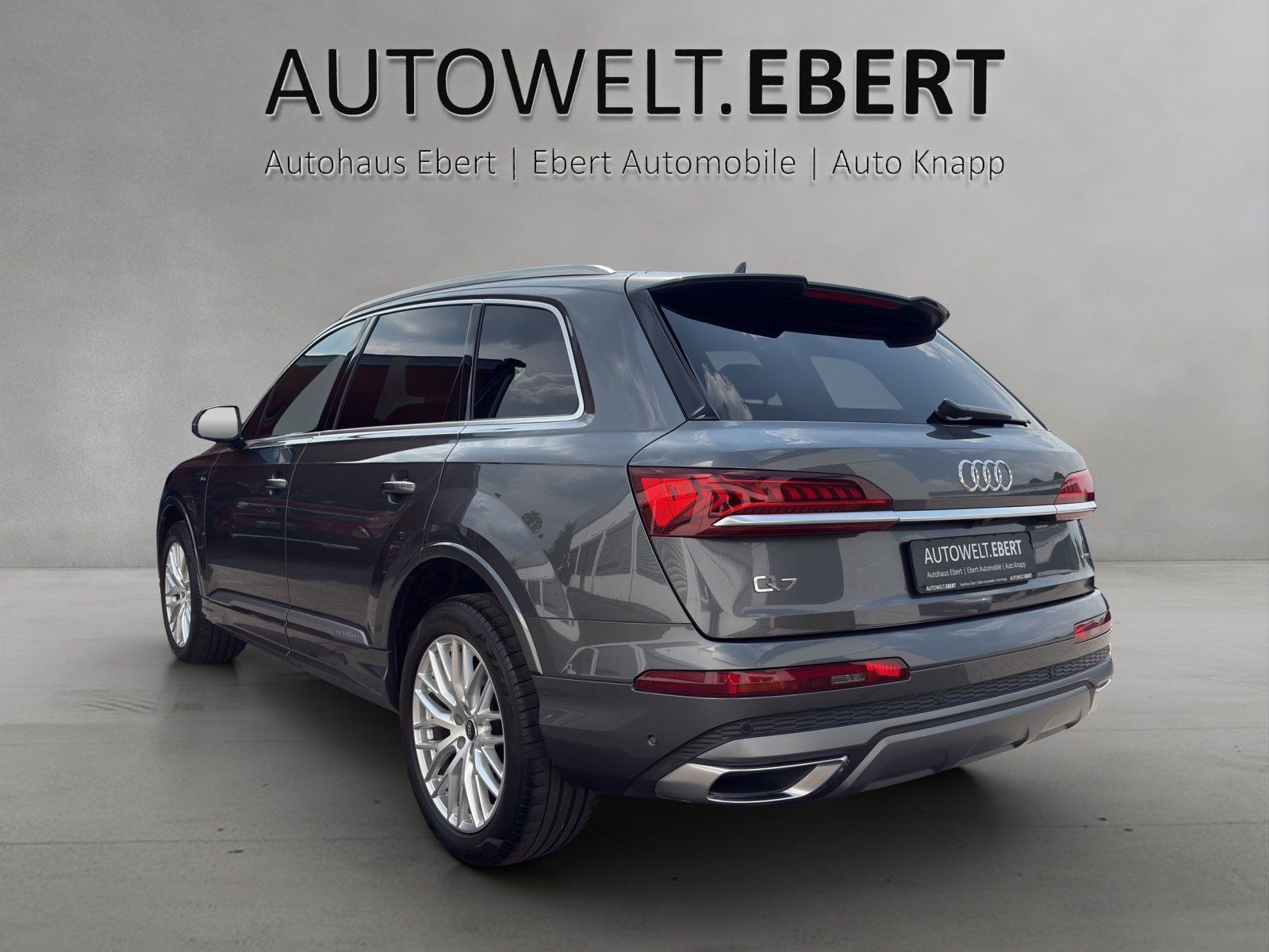 Fahrzeugabbildung Audi Q7 50 3.0 TDI quattro S-line+/PANO/AHK/KAMERA/7S