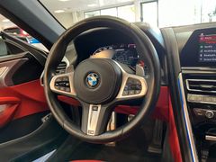 Fahrzeugabbildung BMW M850 i Cabrio xDrive (LASER/3D-CAM/HEADUP/BOWERS