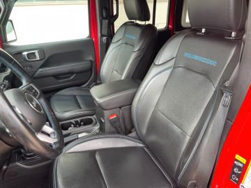 Jeep Wrangler - 12