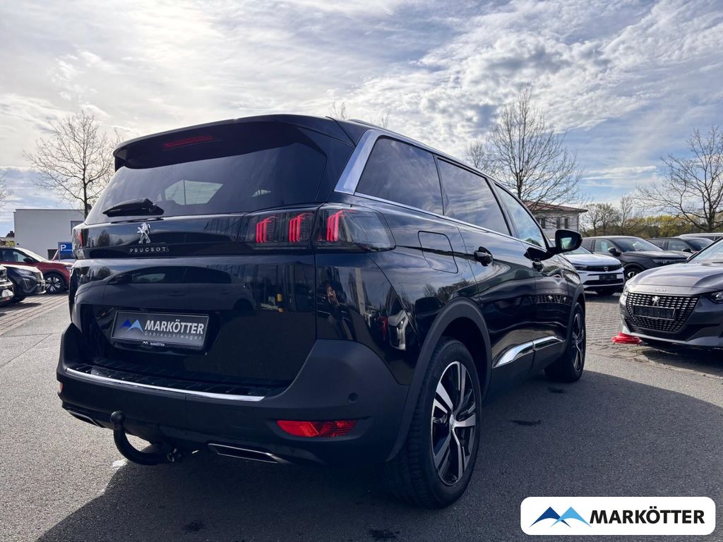 Peugeot 5008 — fotografia 2