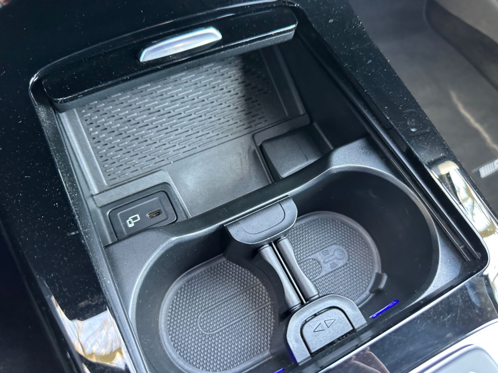 Fahrzeugabbildung Mercedes-Benz A 200 AMG*Keyless*360°Kamera*SHZ*MBUX*LED*