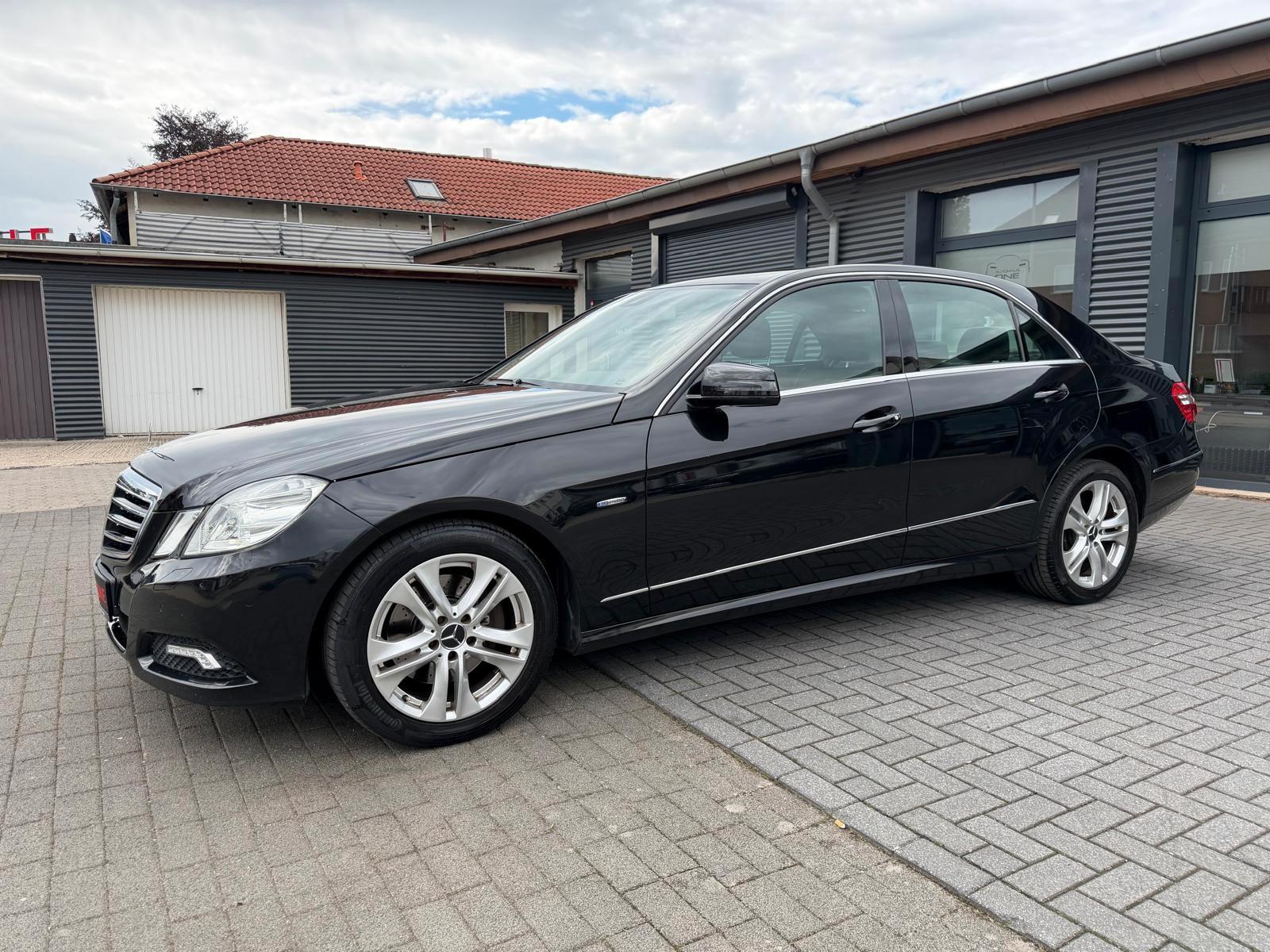 Mercedes-Benz E 250 CGI BlueEfficiency XENON/AHK/NAVI/SHZ