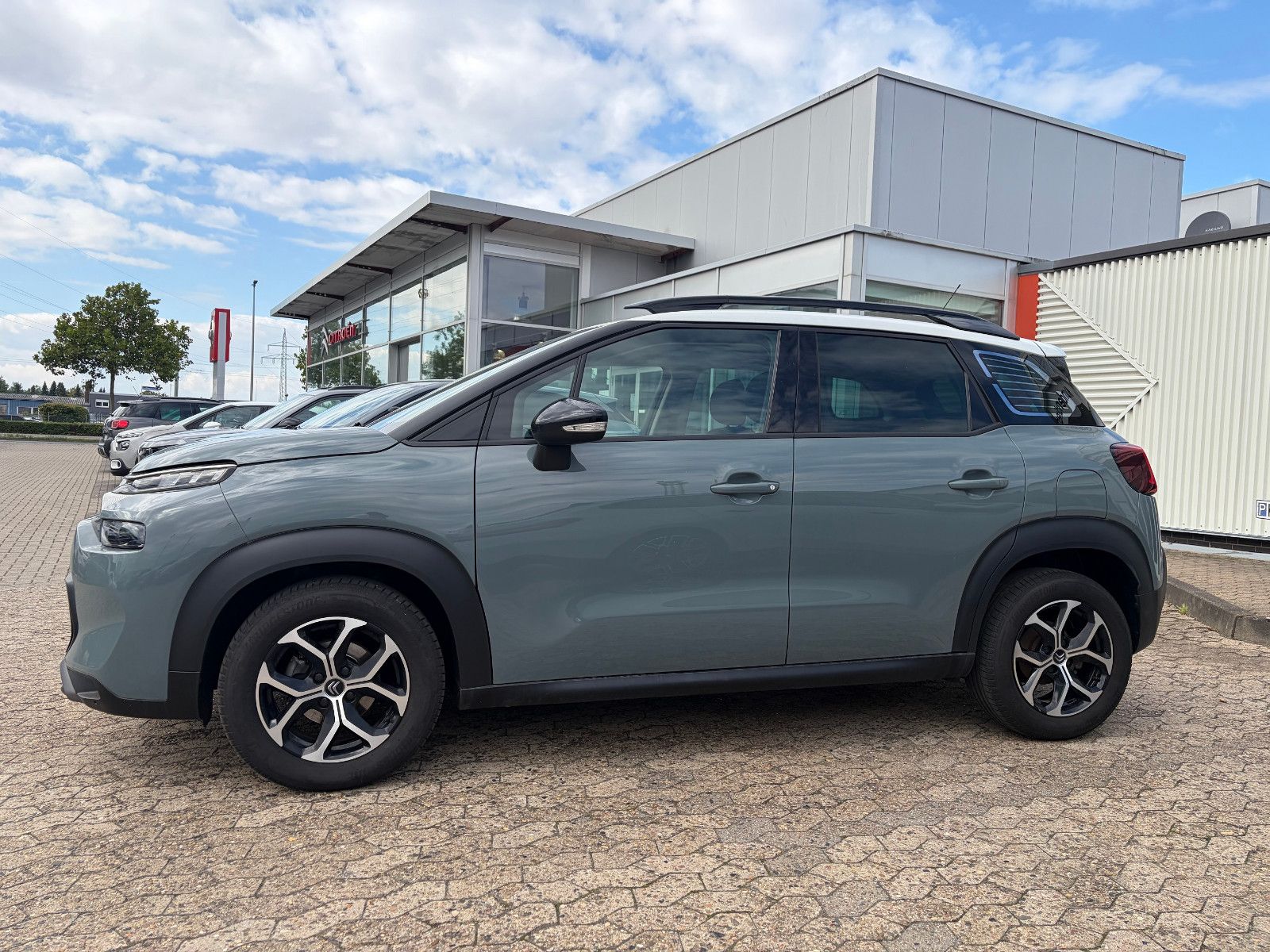 Citroën C3 Aircross BlueHDI 110 Stop & Start SHINE imagem 2