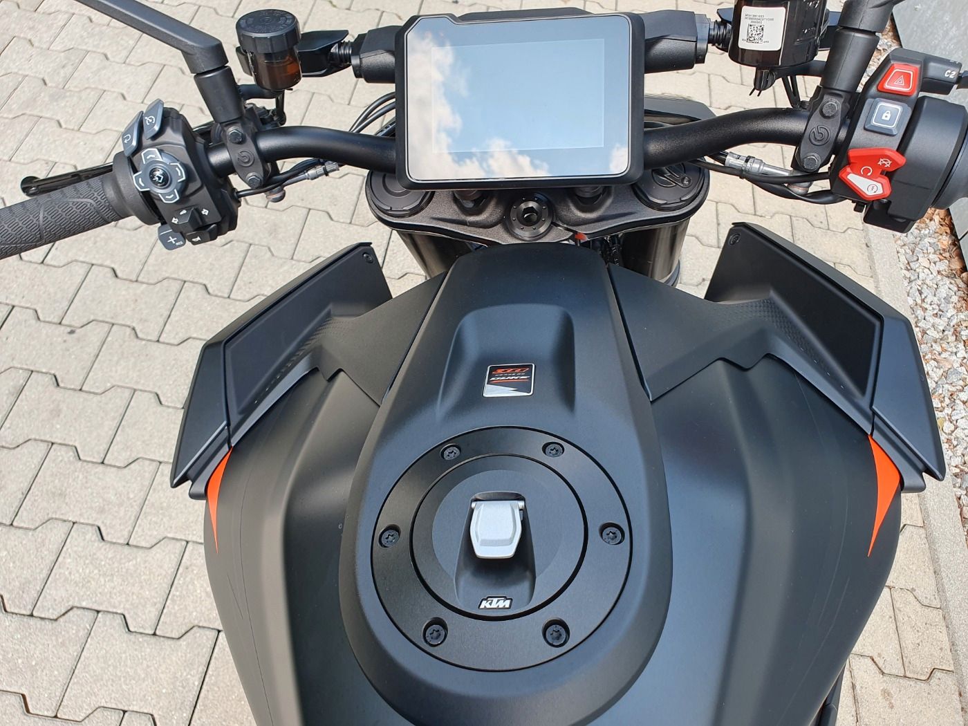 Fahrzeugabbildung KTM 1390 Super Duke R Evo 2024