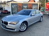 BMW 750i *VOLL*MOTORPROBLEME* - silberne BMW 750