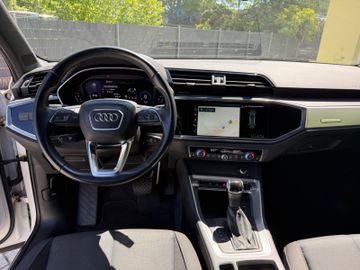 Audi Q3 - 12