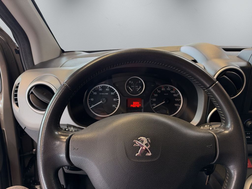 Peugeot Partner Tepee PDC-Klima-Behinderten Umbau mit Fe – Bild 14 von 16