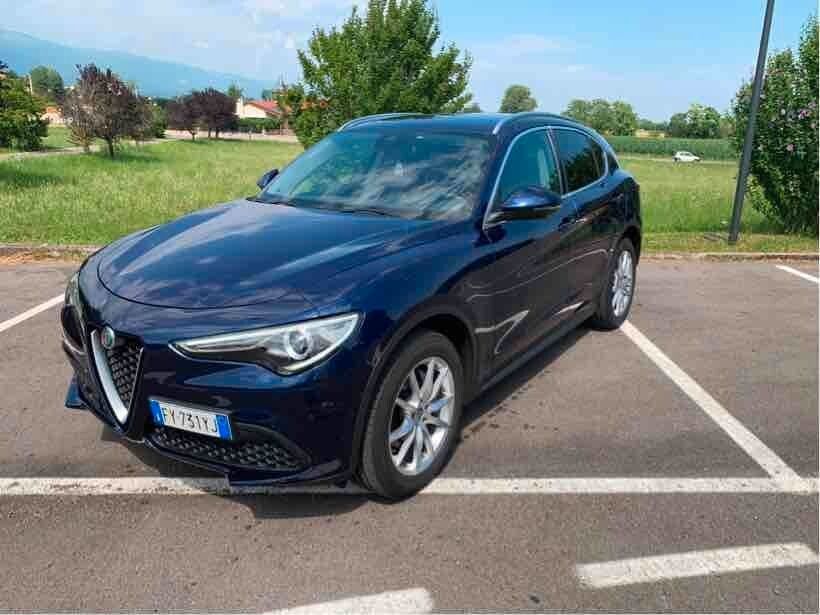 Alfa Romeo Stelvio 2.2 Turbodiesel 190 CV AT8 Q4