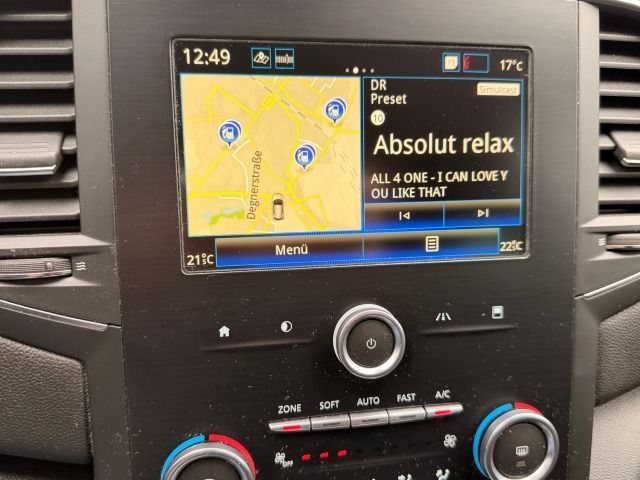 Fahrzeugabbildung Renault Megane IV 1.3 TCe 140 Limited Automatic+Safety