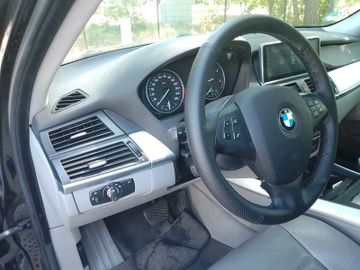 BMW X5 - 11