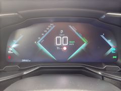 Fahrzeugabbildung DS Automobiles DS7 Crossback E-Tense 225 Performance Line