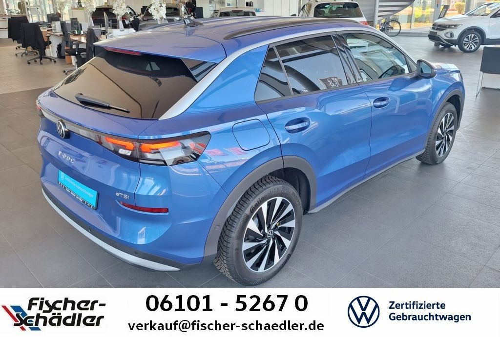 Volkswagen T-Roc R-Line 1.5eTSI DSG AHK RLine IQLight RearV foto 2