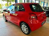 Toyota Yaris Sol /47TKM/Autom./2.Hd/SH/SHZ/MFL/Radio - Toyota Yaris: 4.4