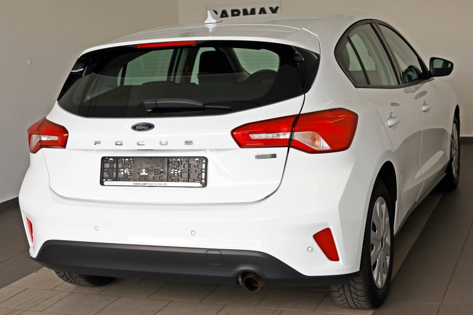 Fahrzeugabbildung Ford Focus Lim. Trend SH,PDC,8 fach bereift