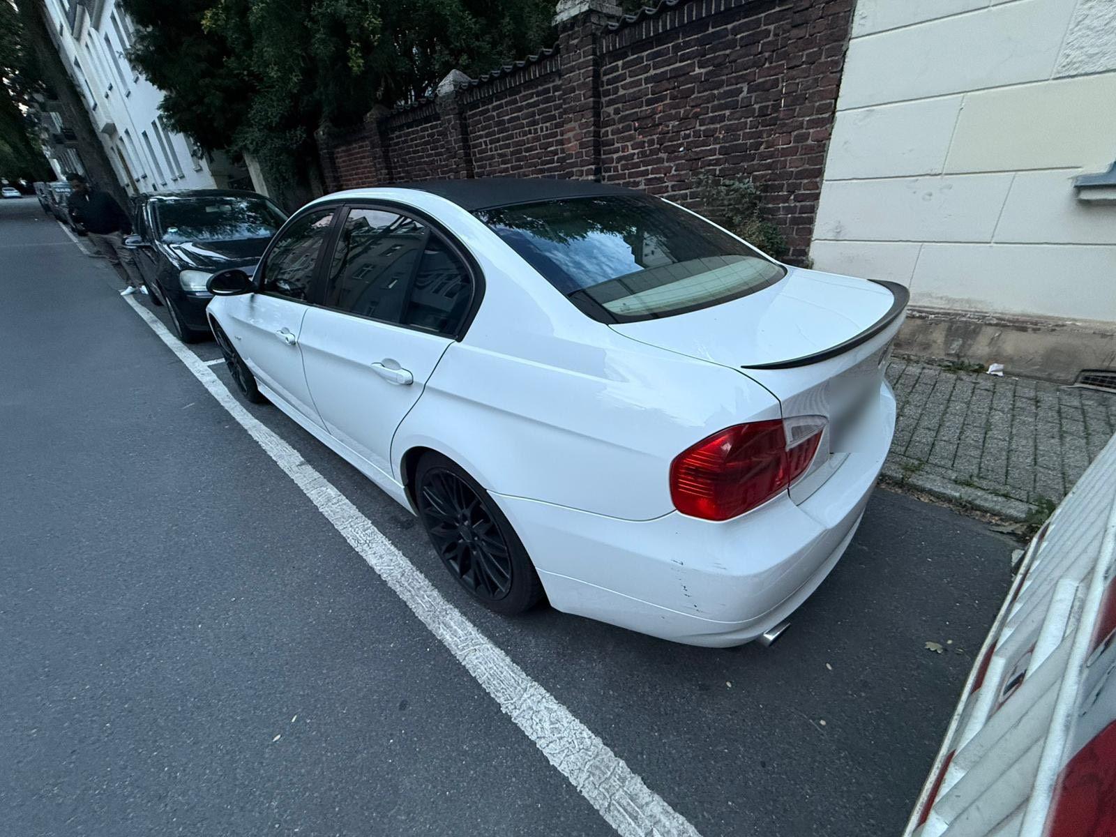 BMW 320