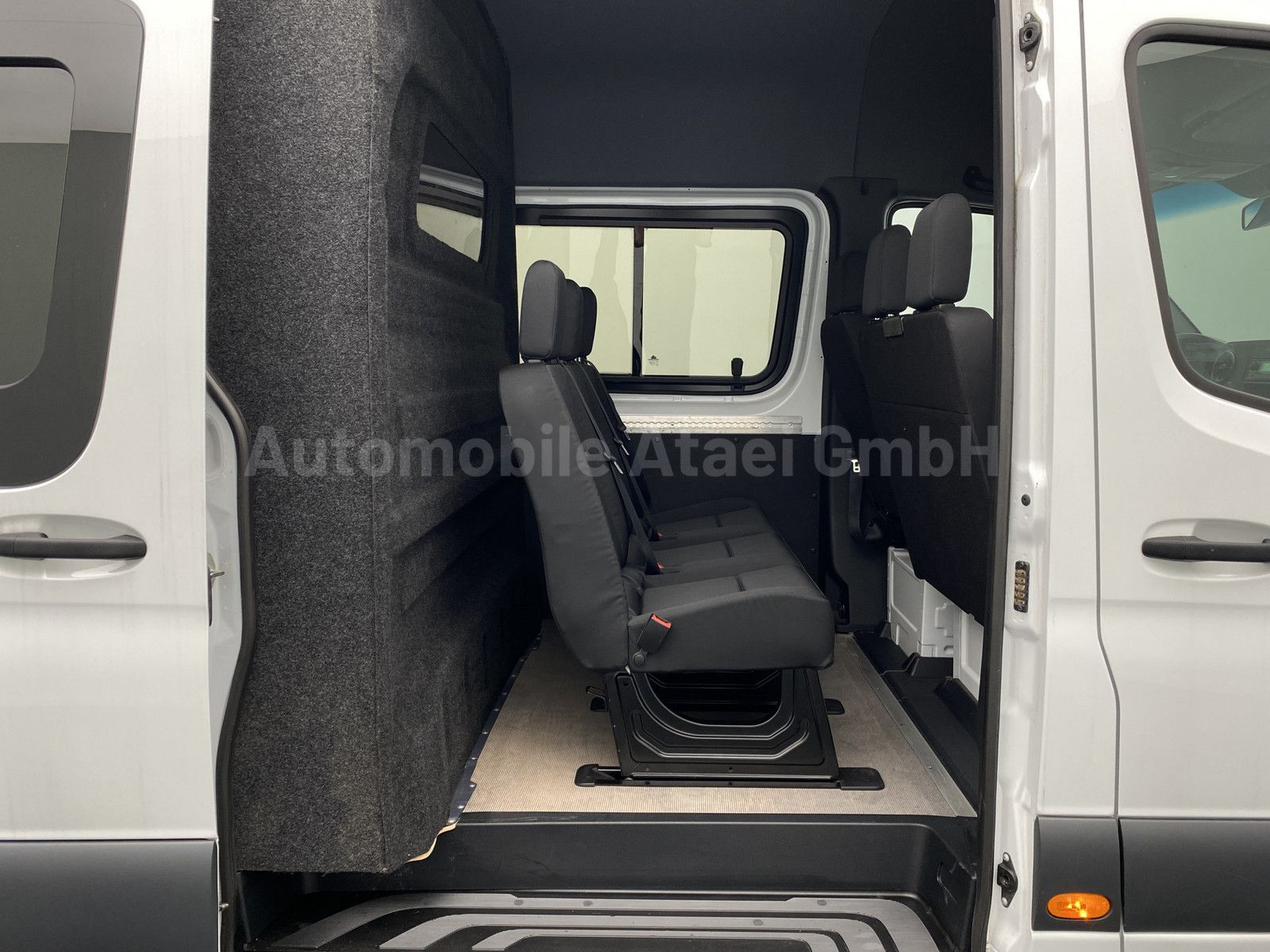 Fahrzeugabbildung Mercedes-Benz Sprinter 317 *MIXTO MAXI* 6-SITZE (9542)