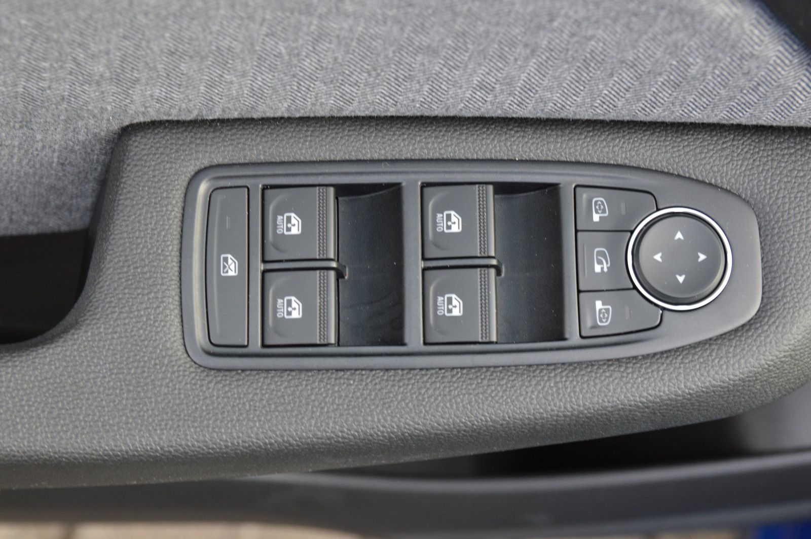 Fahrzeugabbildung Renault Clio V E-Tech Full Hybrid 145 Techno