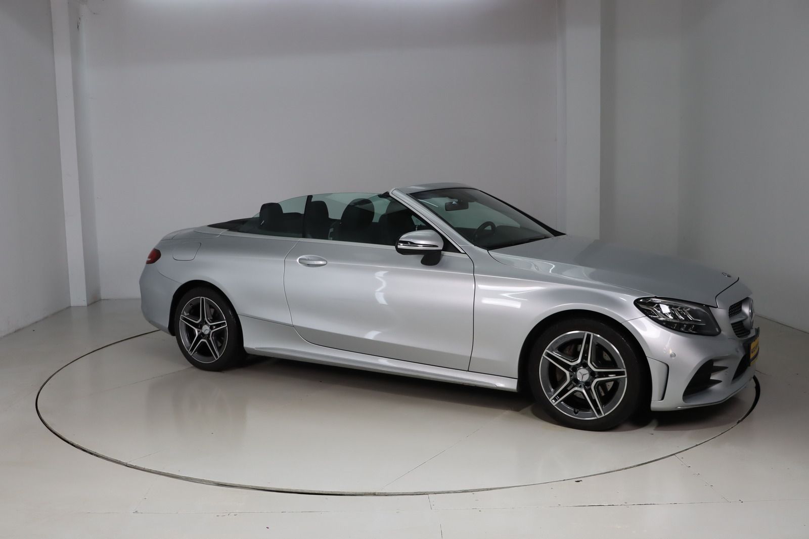 Fahrzeugabbildung Mercedes-Benz C 220 d Cabrio AMG Line