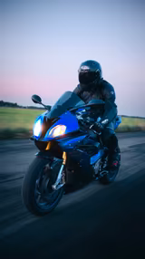 BMW S1000RR MIT GARANTIE BEI BMW - Offers