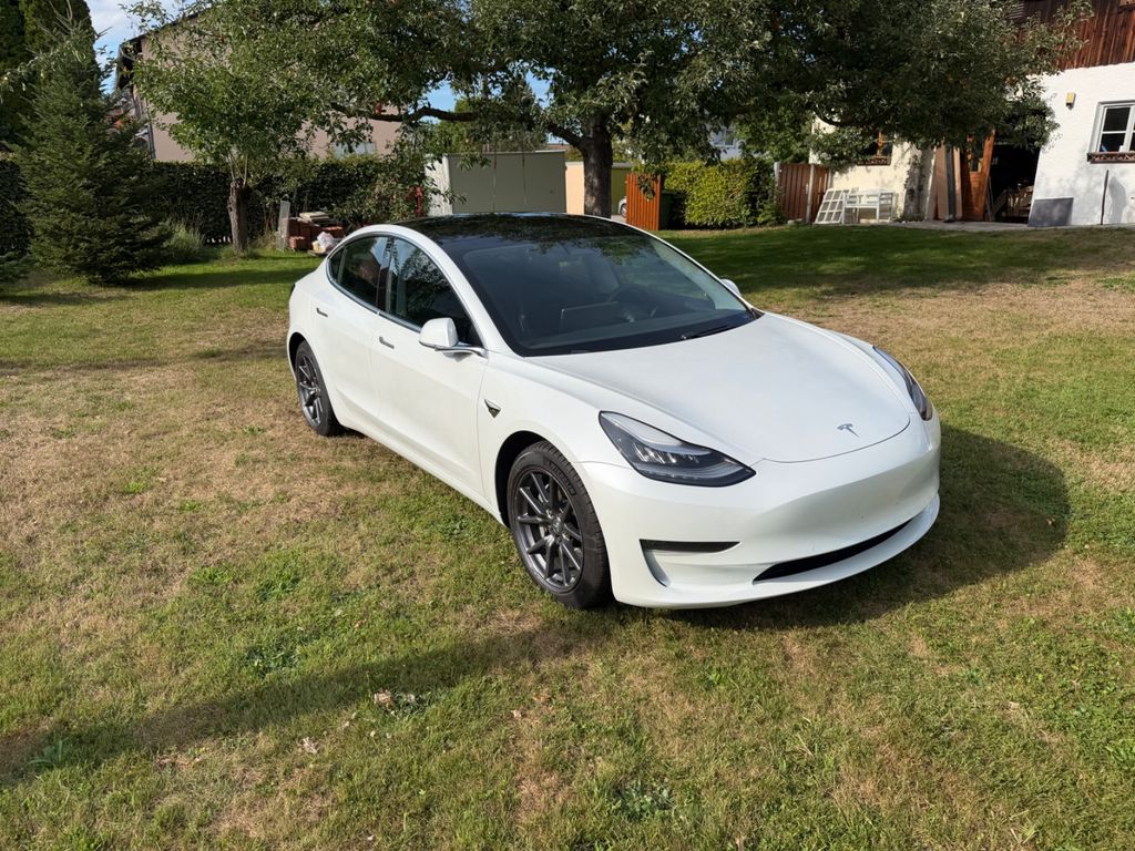Image of Tesla Model 3