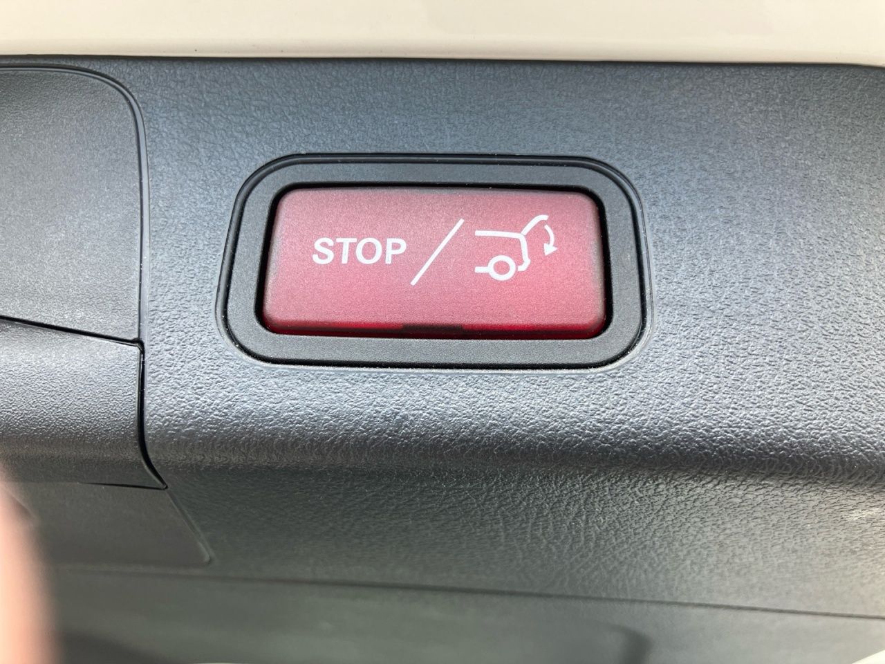 Fahrzeugabbildung Mercedes-Benz EQB 250+ BONUS+VERKEHRSZEICH+LENKRADHEIZ+AMBIENT