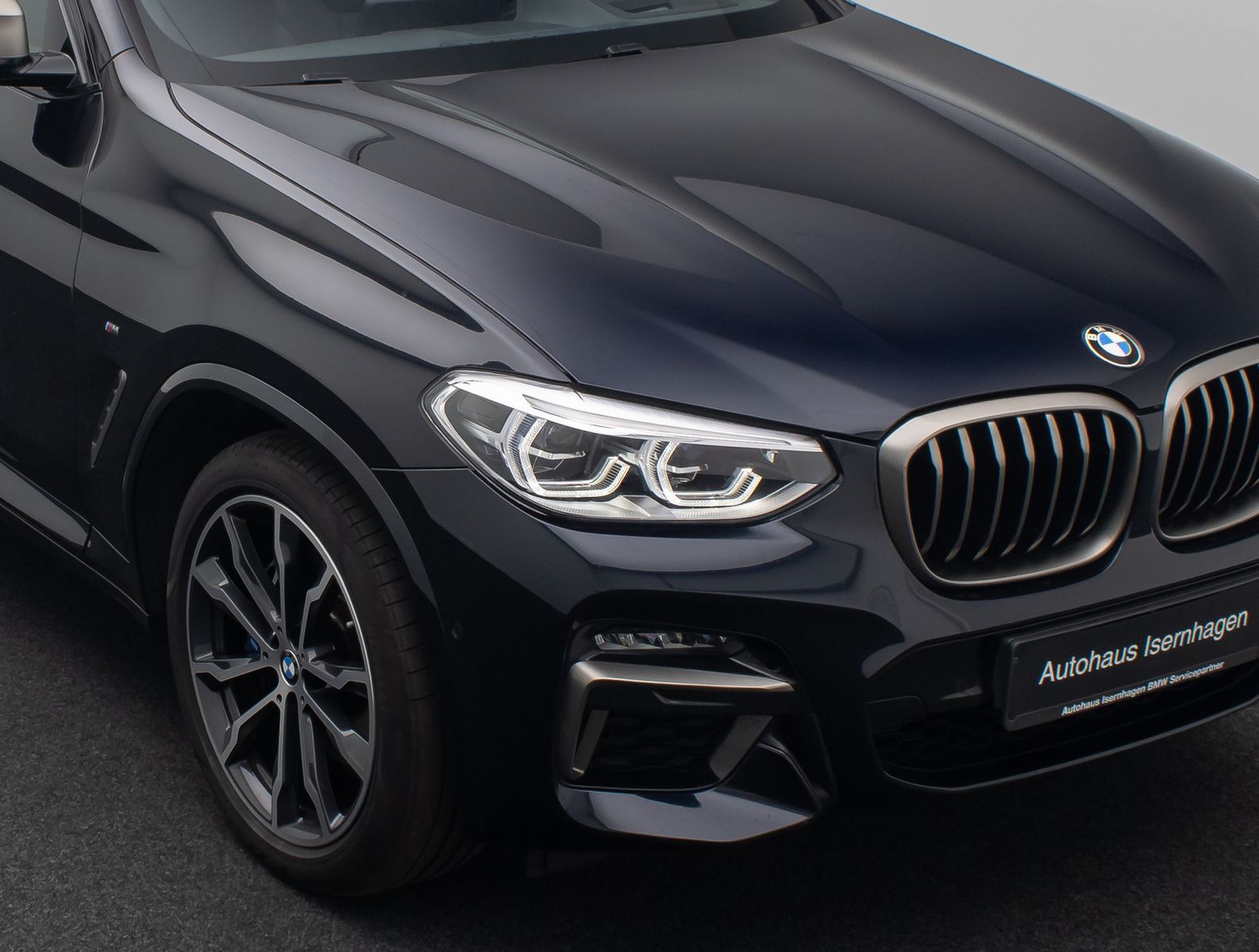 Fahrzeugabbildung BMW X4 M40i Kamera DAB HUD Memory Komfort H/K 20Zoll
