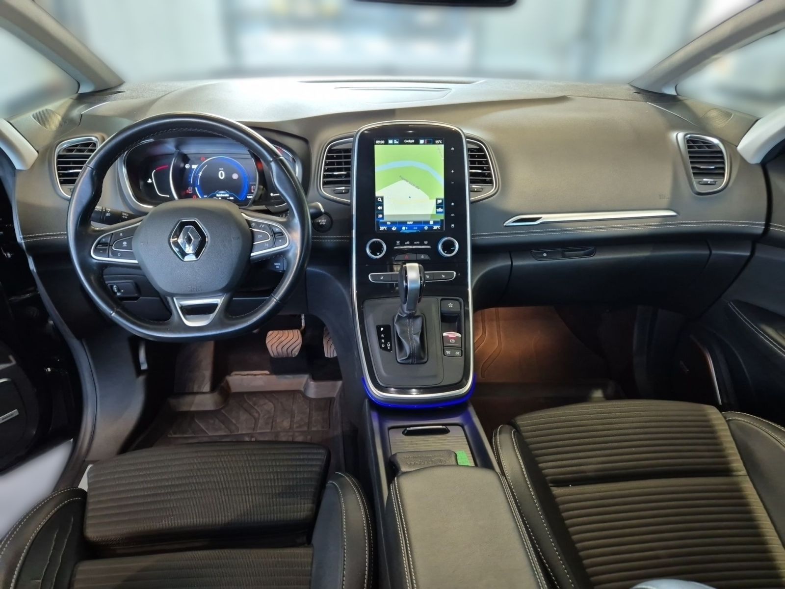 Fahrzeugabbildung Renault Scenic 1.3 TCe 140 Energy BOSE Edition Automatik
