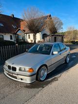 BMW 320i e36 - BMW 320 aus 1993: 320i