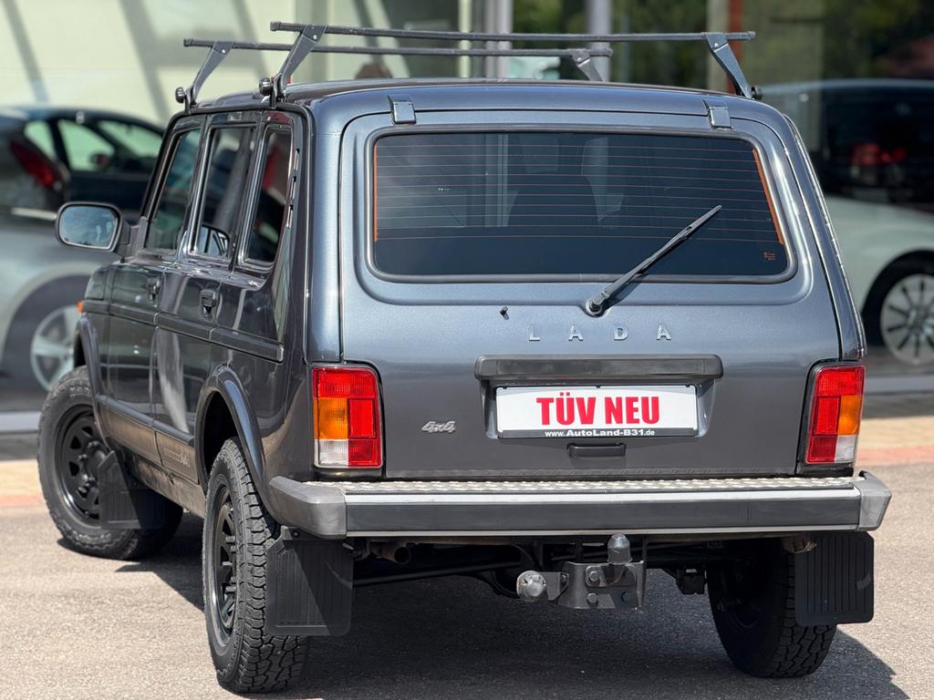 Lada Niva