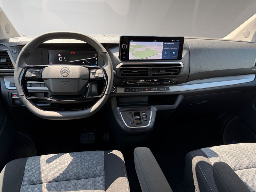 Fahrzeugabbildung Citroën Spacetourer M Diesel 180 Autm. Plus
