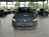 Volkswagen Touran Comfortline 1.5 TSI Navi el.Heckklappe LE - Volkswagen Touran mit Benzin-Antrieb: Kleinbus