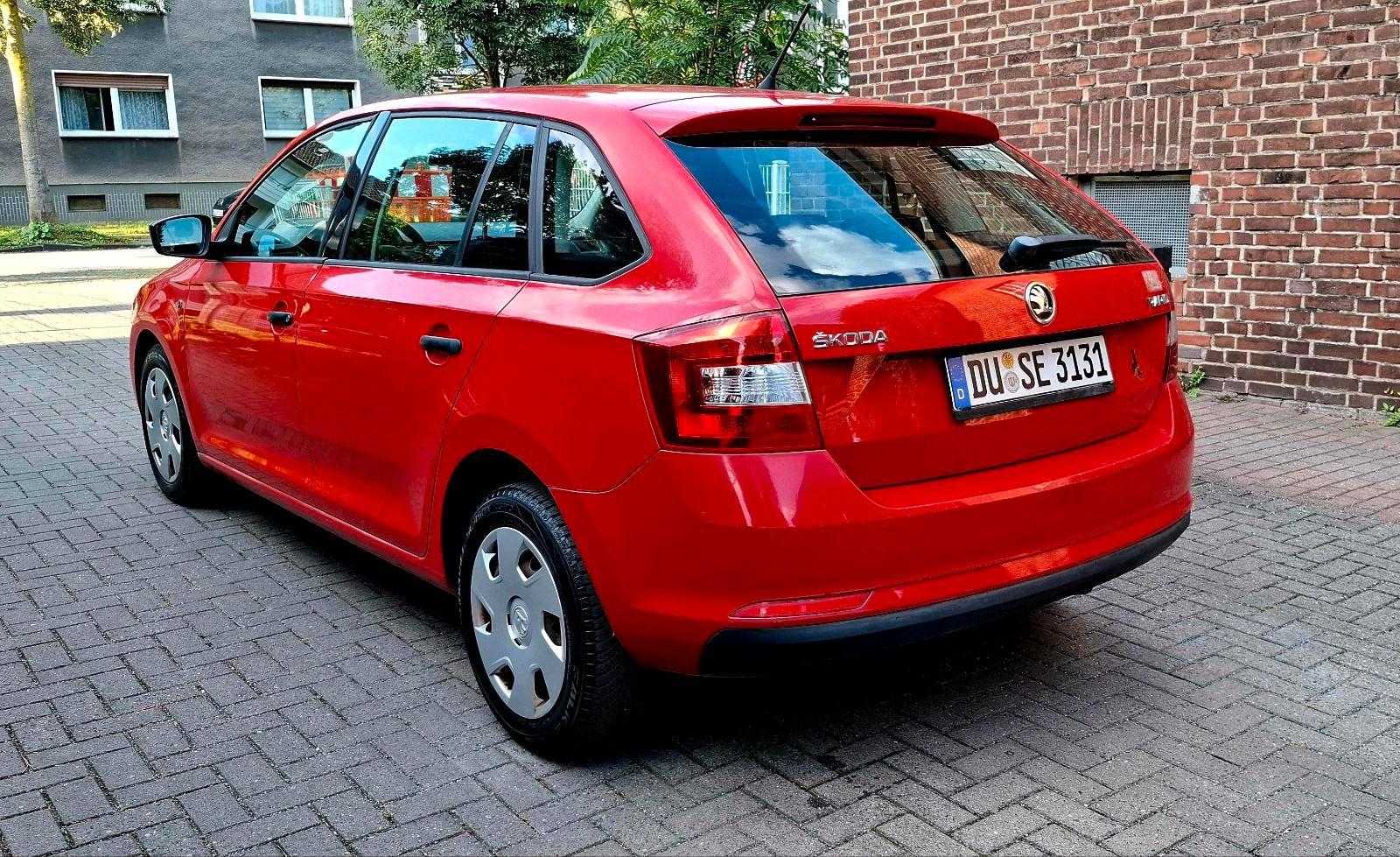 Skoda Rapid 2014 — photo 7