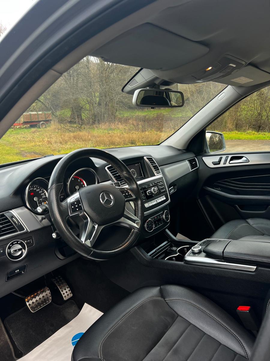 Mercedes-Benz ML 350 CDI BlueTec 4Matic AMG-LINE 1.HAND