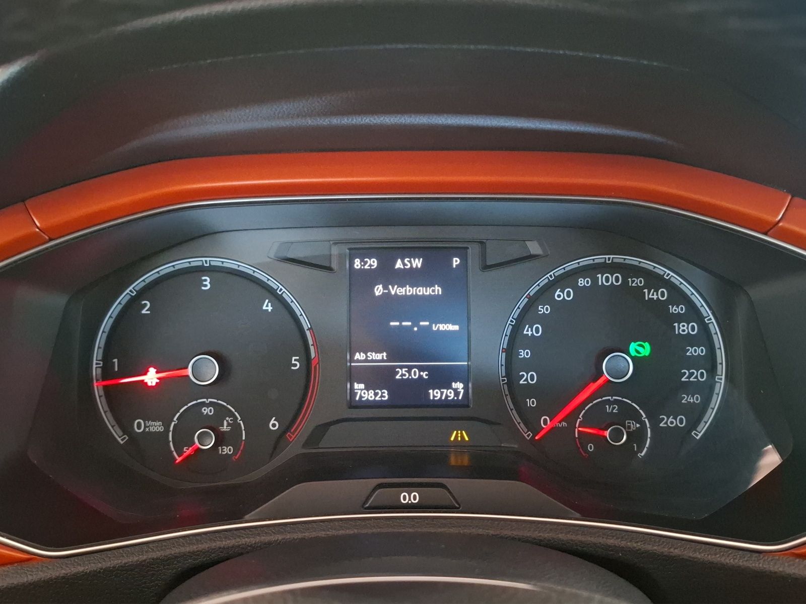 Fahrzeugabbildung Volkswagen T-Roc TDI Style 4M LED Navi AHK ACC SH