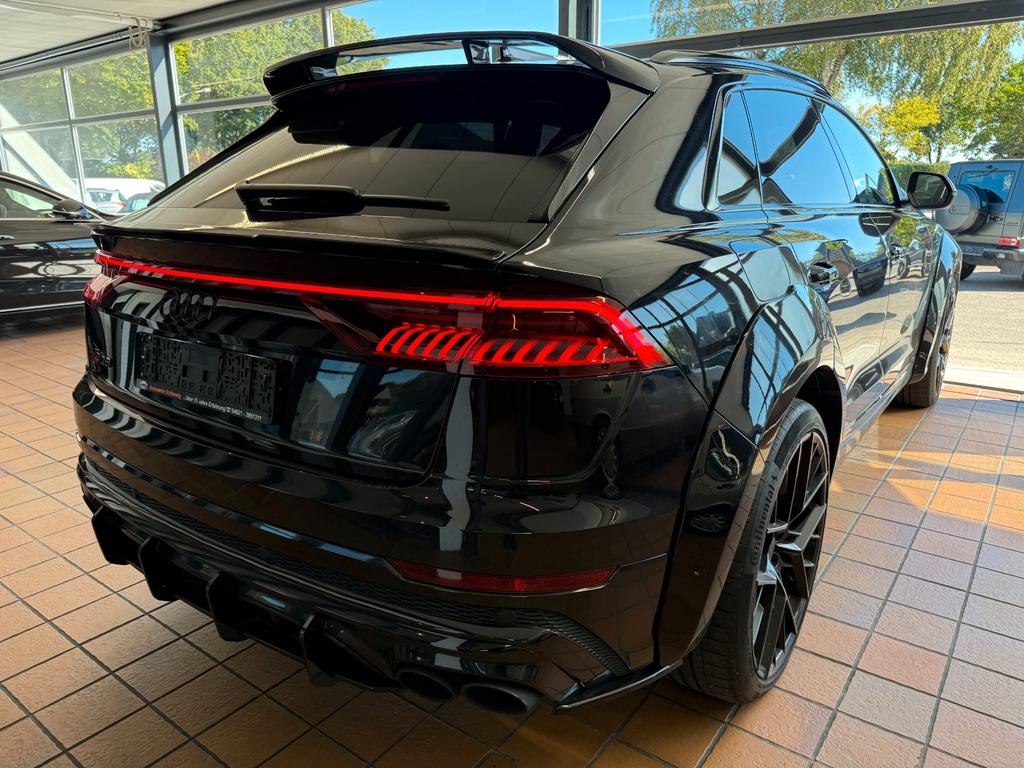 Audi SQ8