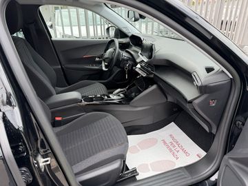 Peugeot 2008 - 10